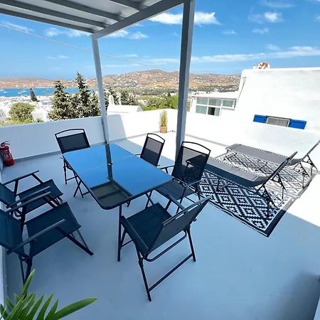 Aeolian Blu 9 * Parikia (Paros)