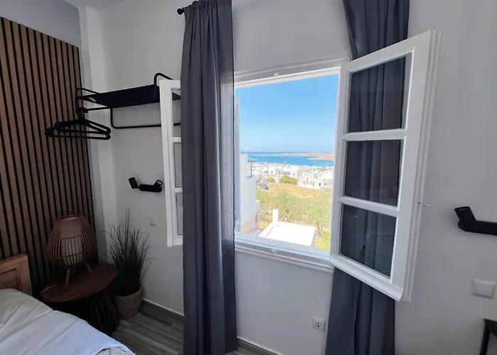 Aeolian Blu 9 Parikia (Paros)