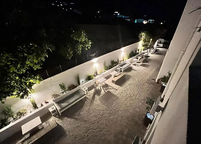 Aeolian Blu 9 Parikia (Paros)