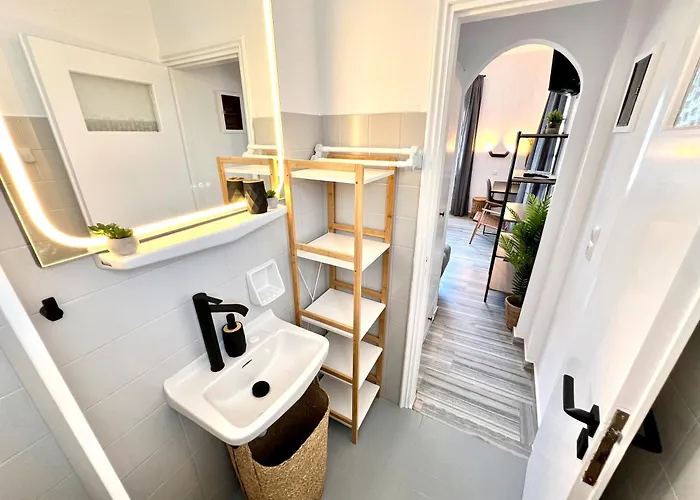 Aeolian Blu 9 Parikia (Paros)